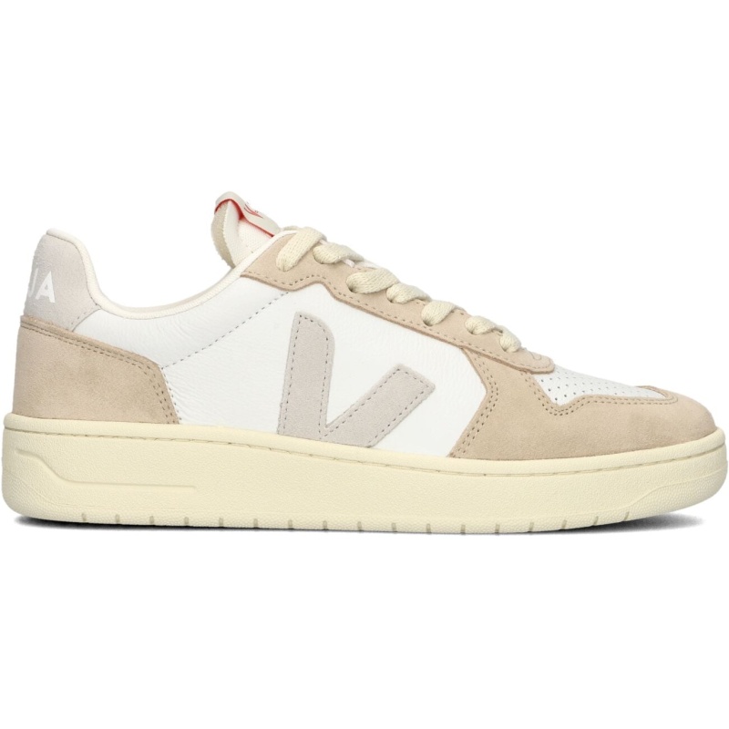 Veja,  V-82