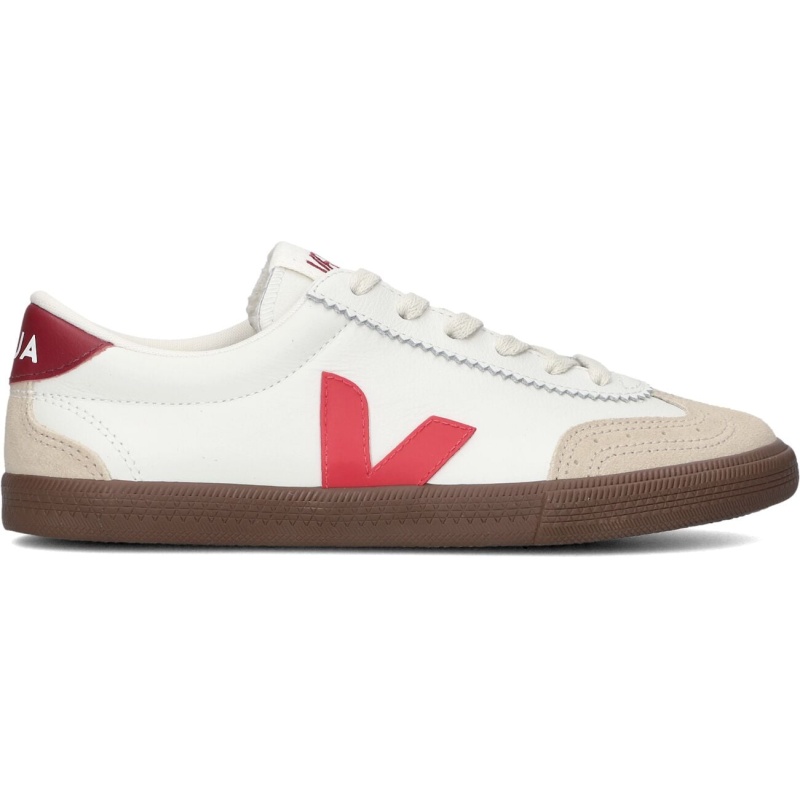 Veja,  Volley