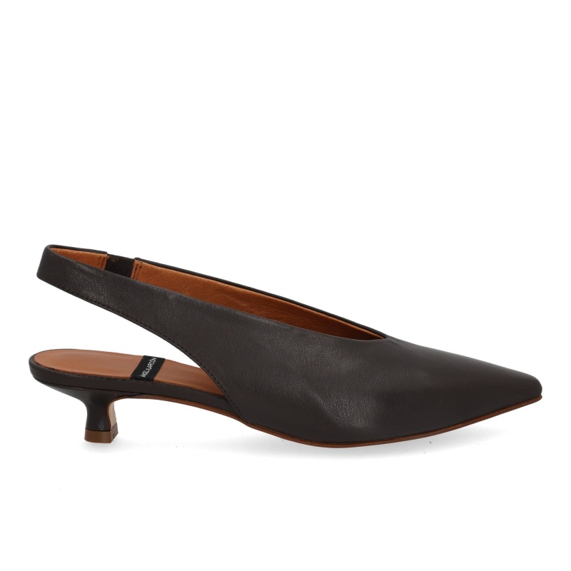 Angel Alarcon 26016 brown Bruin